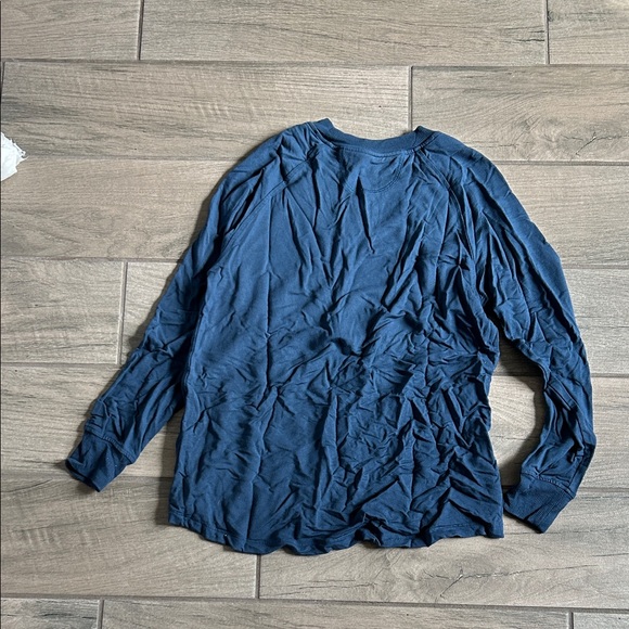 Elegant Navy Long Sleeve Women's Top - Picture 3 of 3